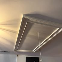 Tray ceiling with accent trim